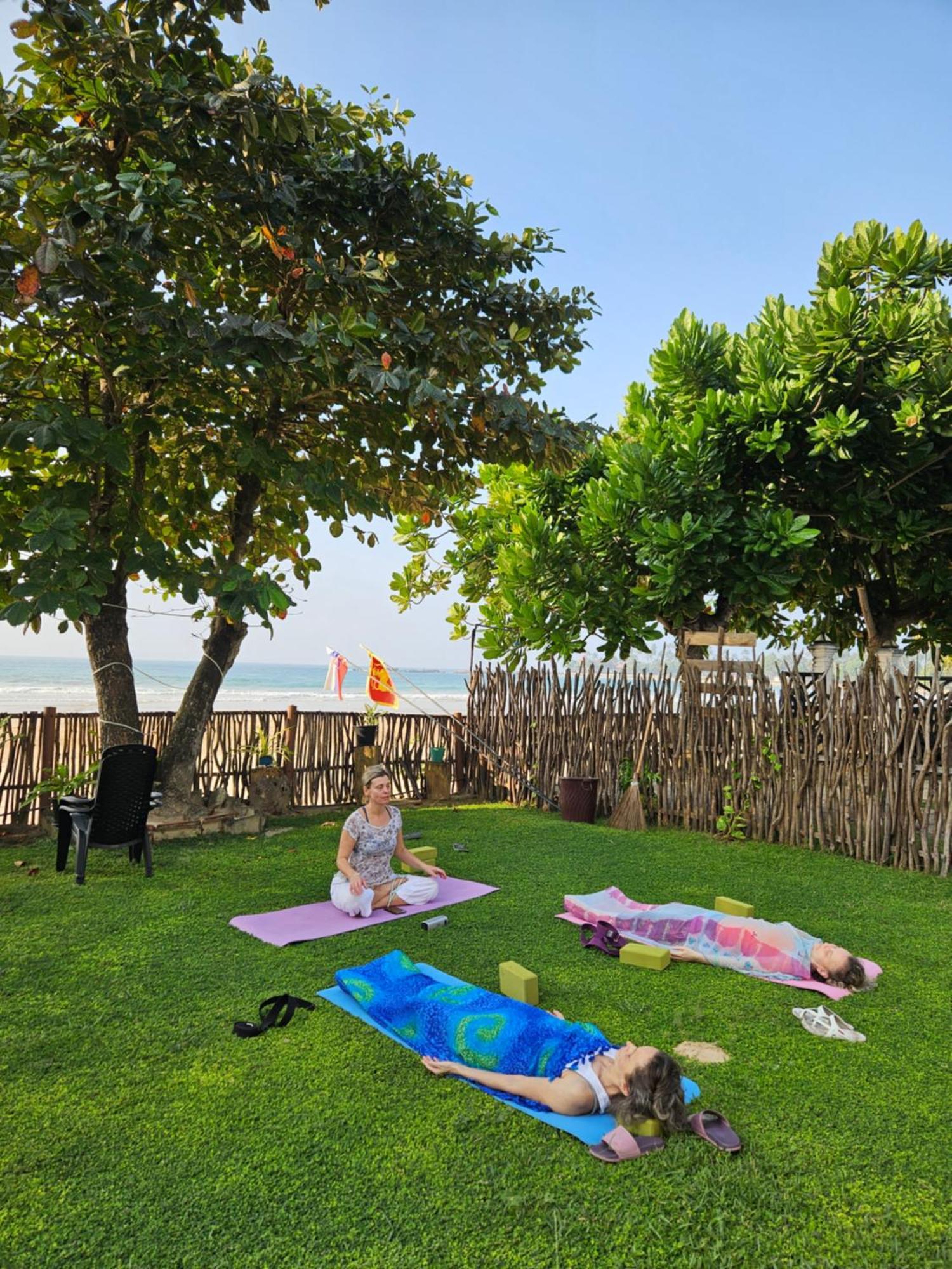 Balance Beach Resort Dickwella Exterior photo